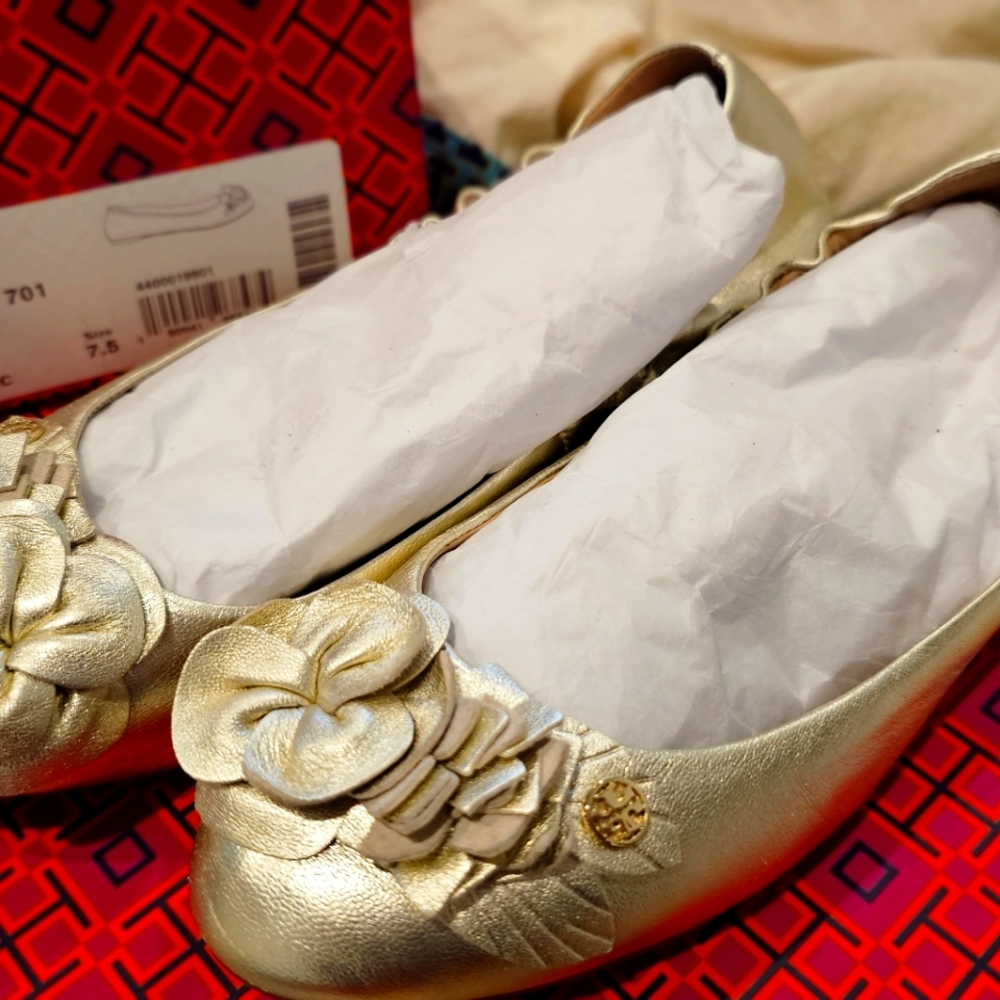 Tory Burch ‘Blossom’ Metallic Gold Flats